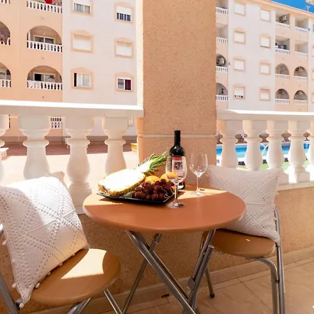 Apartamento Asta Torrevieja