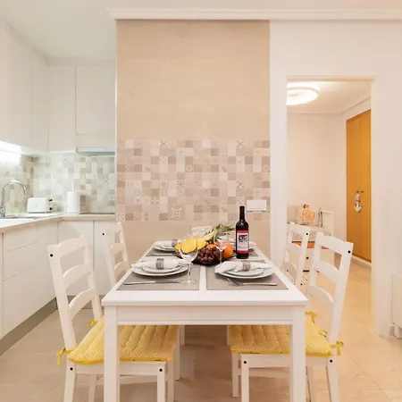 Apartamento Asta Daire *